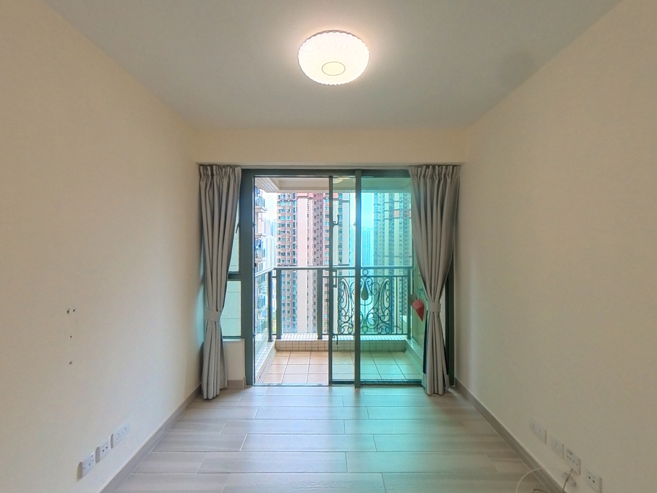 蔚藍灣畔 5座 高層 D室 將軍澳