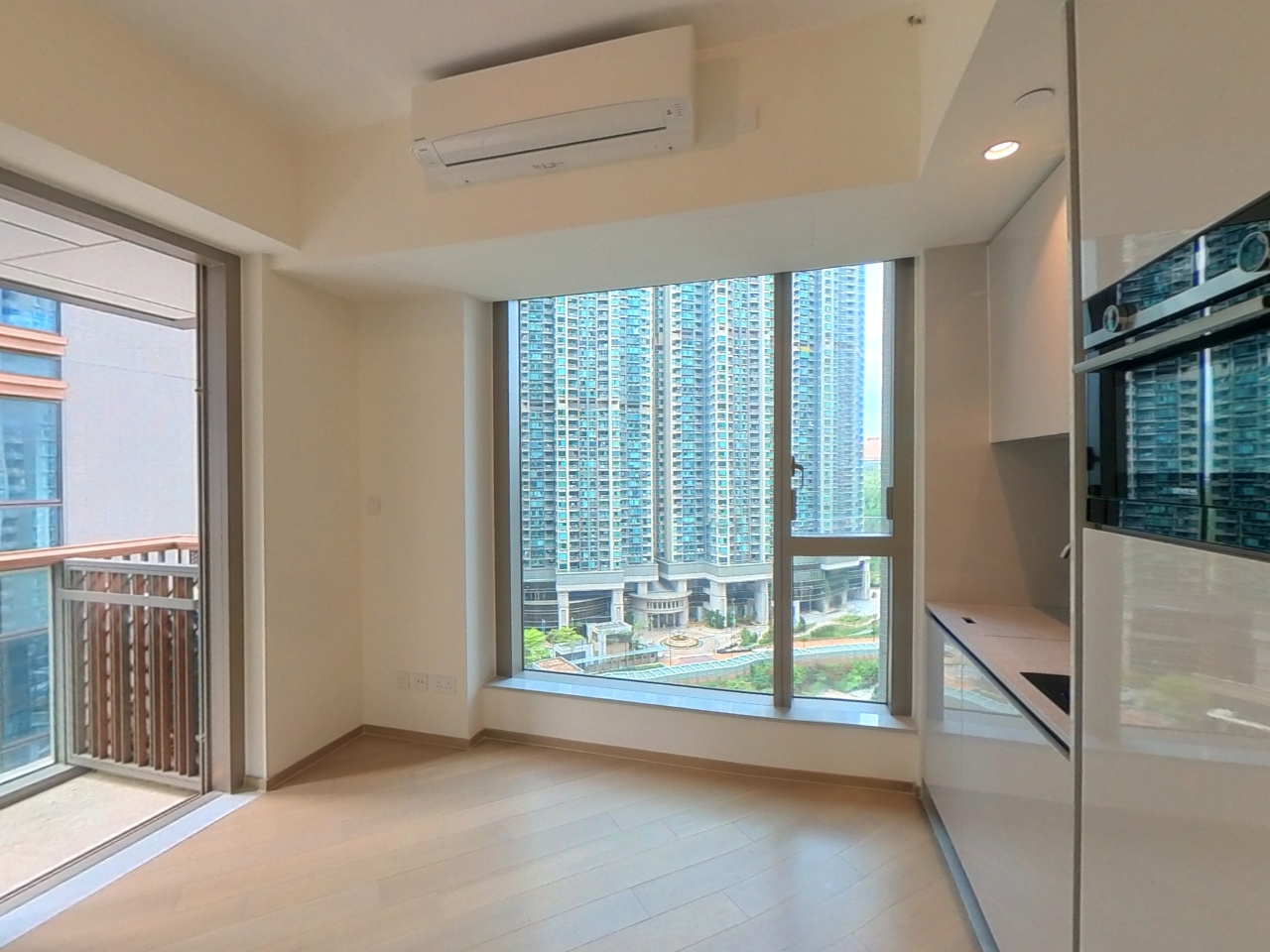 日出康城 11期D 凯柏峰 III 3座 (3A) 低层 E室 将军澳