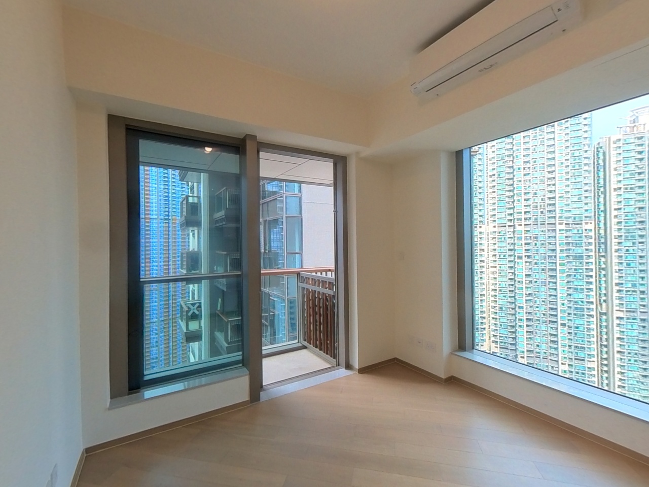 日出康城 11期D 凯柏峰 III 3座 (3A) 高层 E室 将军澳