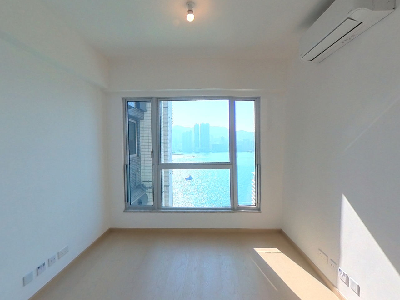 亲海駅 2期 亲海駅II 2B座 高层 E室 观塘/蓝田/油塘