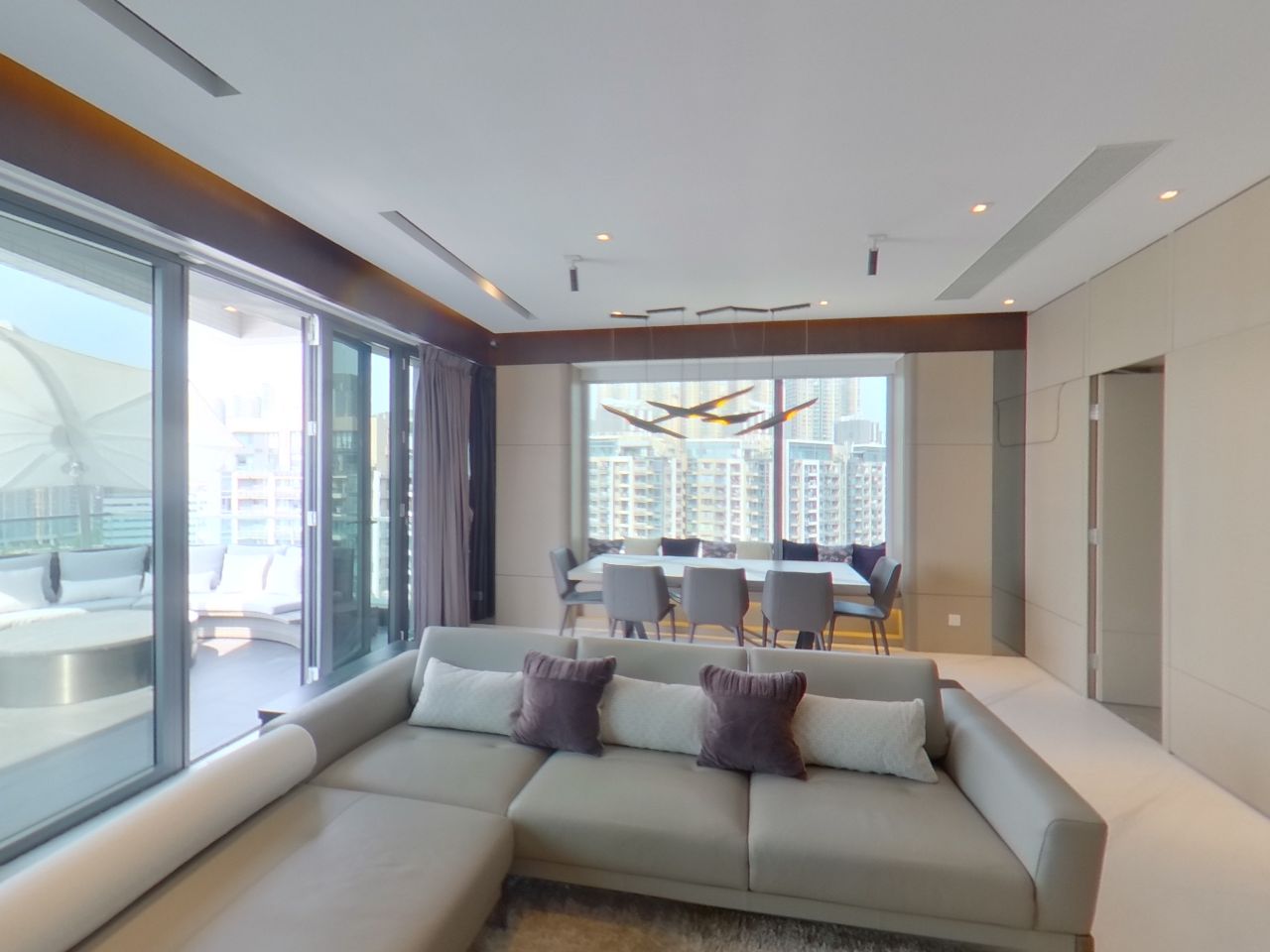 TWIN PEAKS TOWER 1 Very High Floor Zone Flat E Tseung Kwan O
