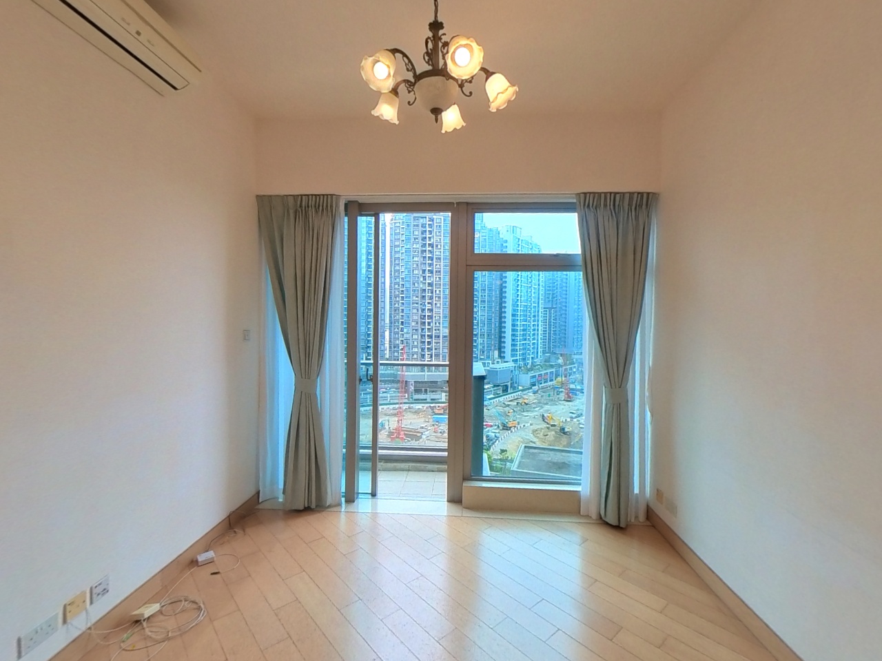 THE WINGS  - Tower 2 Low Floor Zone Flat B Tseung Kwan O