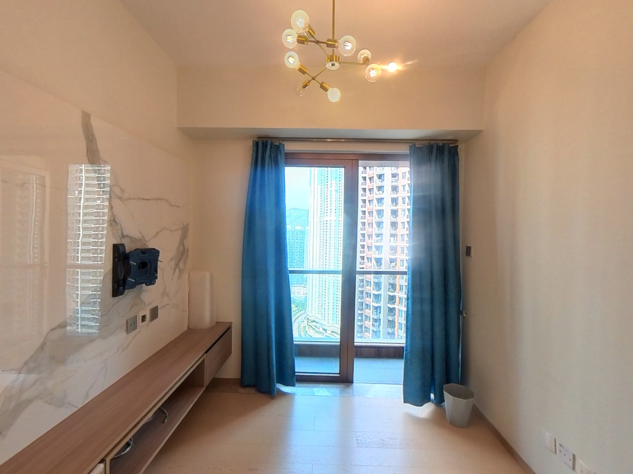 日出康城 6期 LP6 2座 高层 E室 将军澳