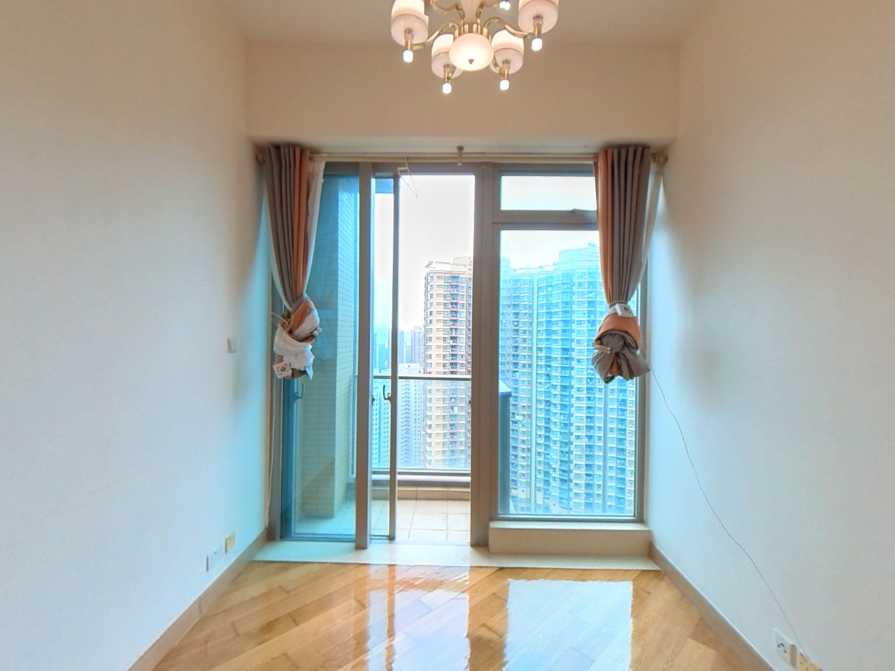 THE WINGS  - Tower 6 High Floor Zone Flat E Tseung Kwan O