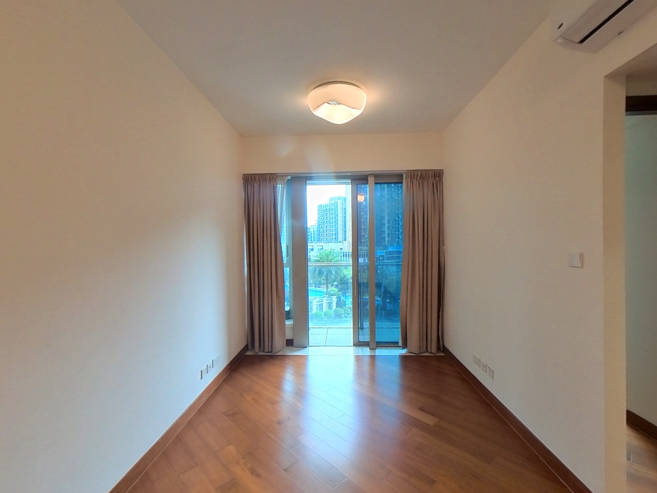 CORINTHIA BY THE SEA TOWER 7 Low Floor Zone Flat G Tseung Kwan O