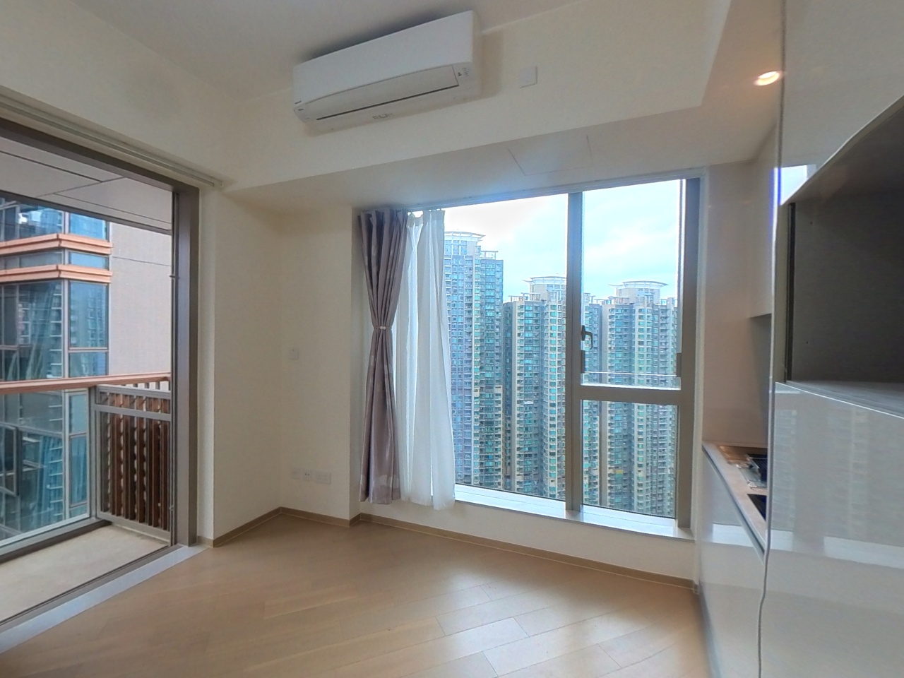 日出康城 11期D 凯柏峰 III 3座 (3A) 高层 E室 将军澳