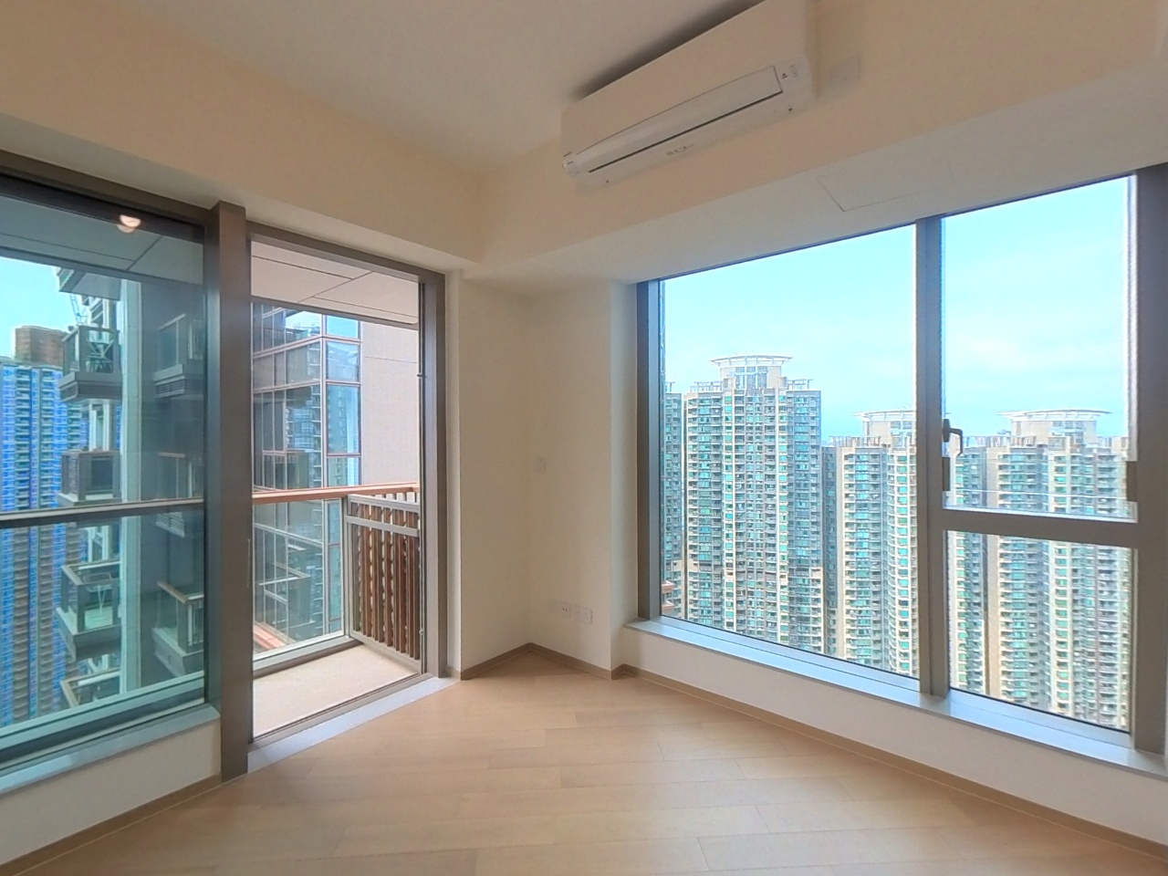 日出康城 11期D 凯柏峰 III 3座 (3A) 极高层 E室 将军澳