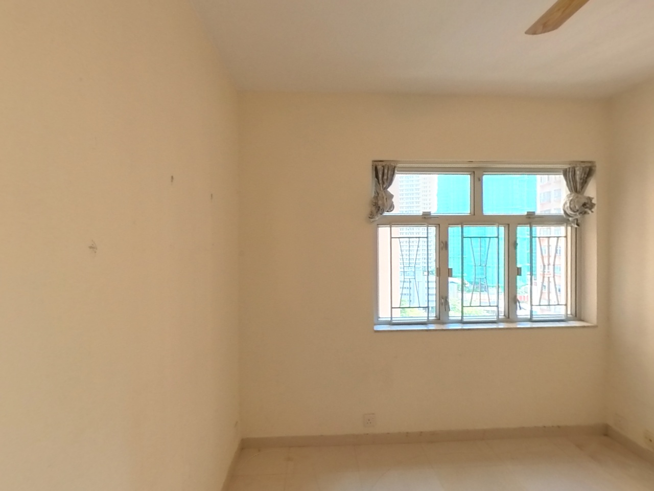 AMOY GARDENS PHASE 3B - Block R Medium Floor Zone Flat 5 Kowloon Bay/Ngau Chi Wan/Diamond Hill/Wong Tai Sin