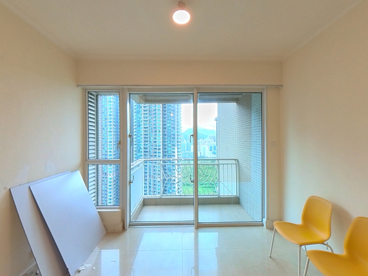 LOHAS PARK PHASE 1 THE CAPITOL - Oslo (tower 5 - L Wing) High Floor Zone Flat LB Tseung Kwan O