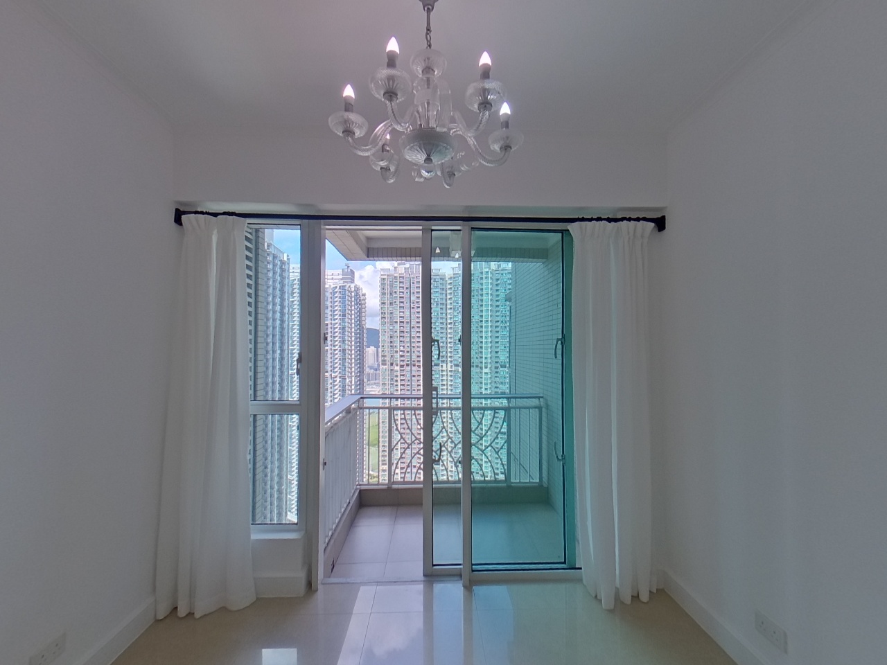 日出康城 1期 首都 班芙 (1座-左翼)