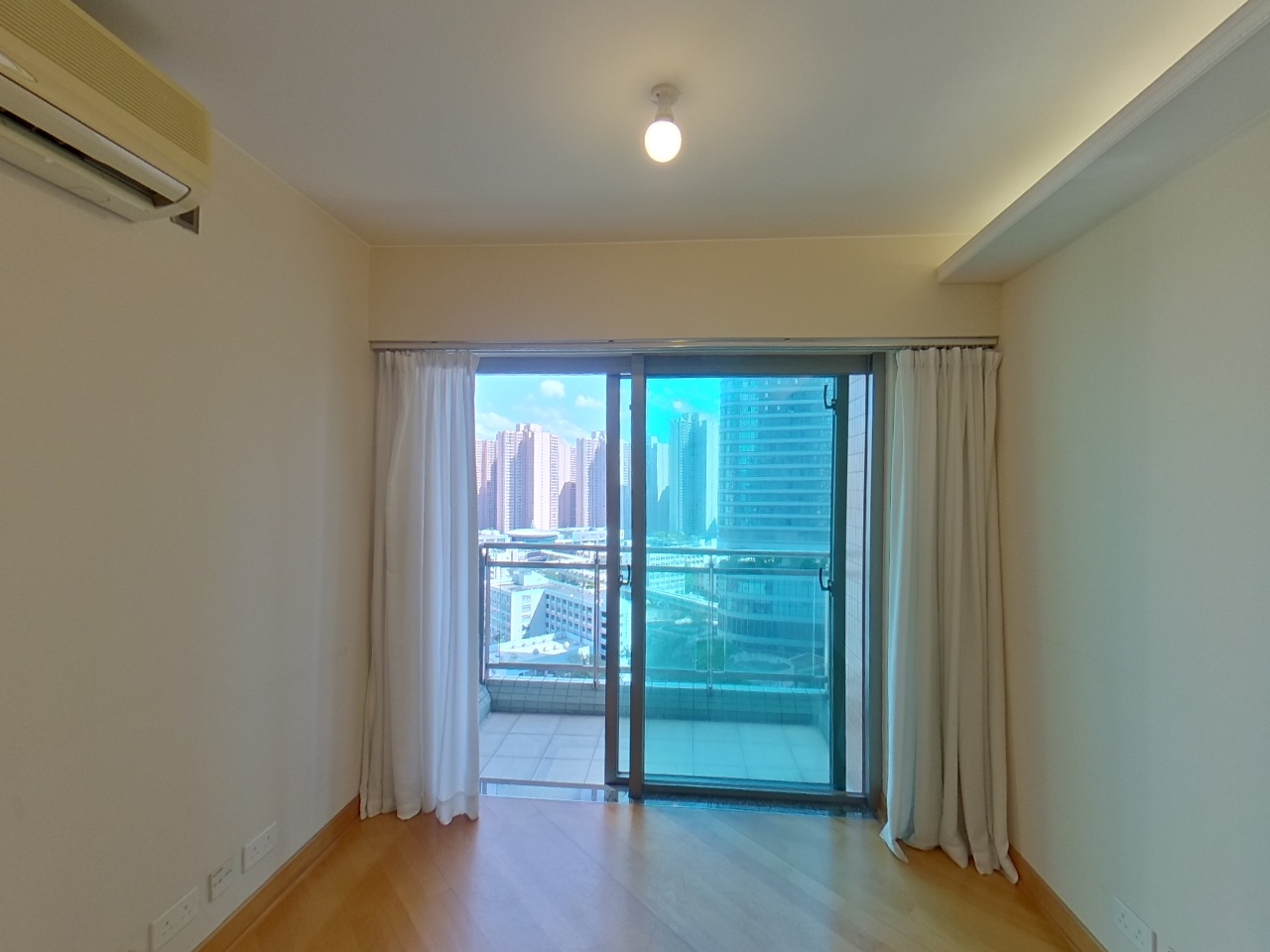 將軍澳中心 3期 將軍澳豪庭 (13座) 中層 B室 將軍澳