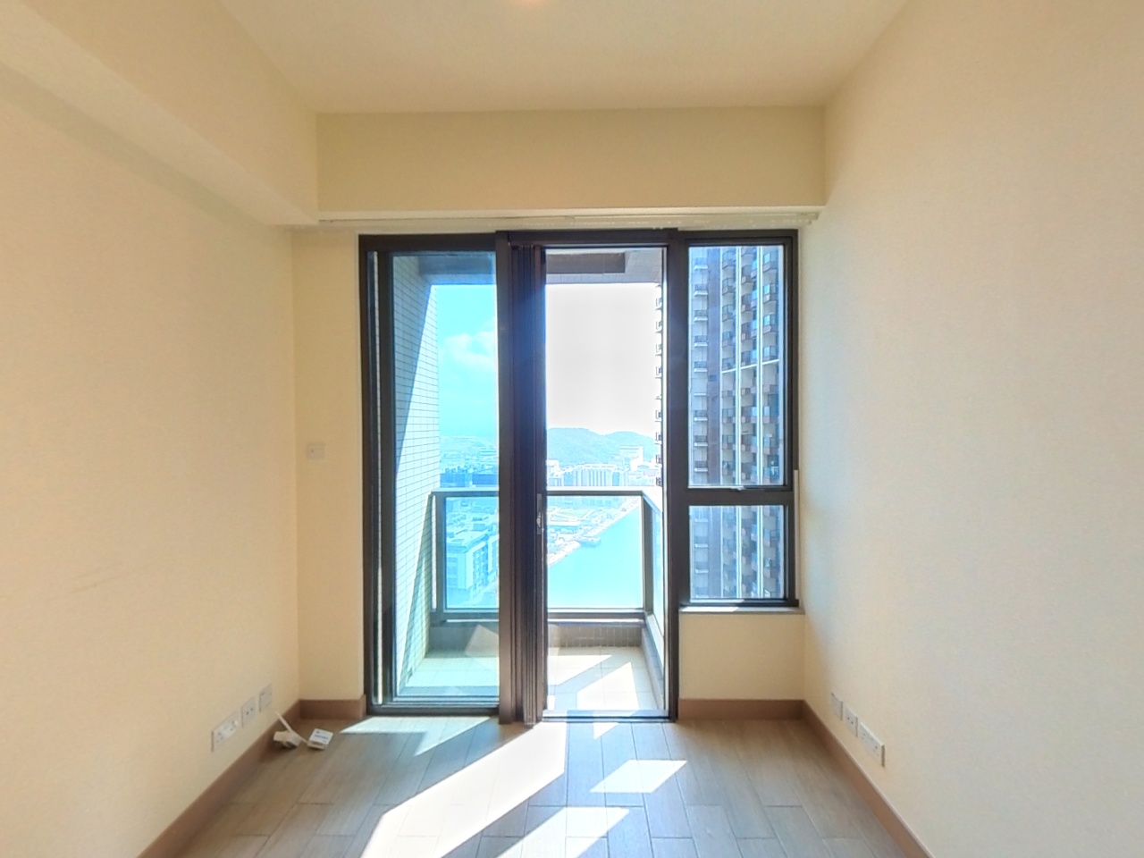 LOHAS PARK PHASE 4B WINGS AT SEA II - Tower 3b High Floor Zone Flat B Tseung Kwan O