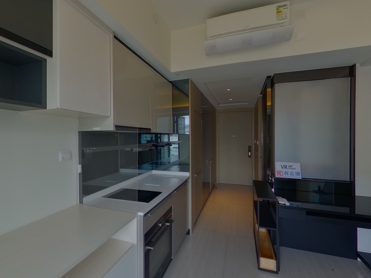 CULLINAN WEST PHASE 5 CULLINAN WEST III - Tower 6 Low Floor Zone Flat F Olympic Station/Nam Cheong