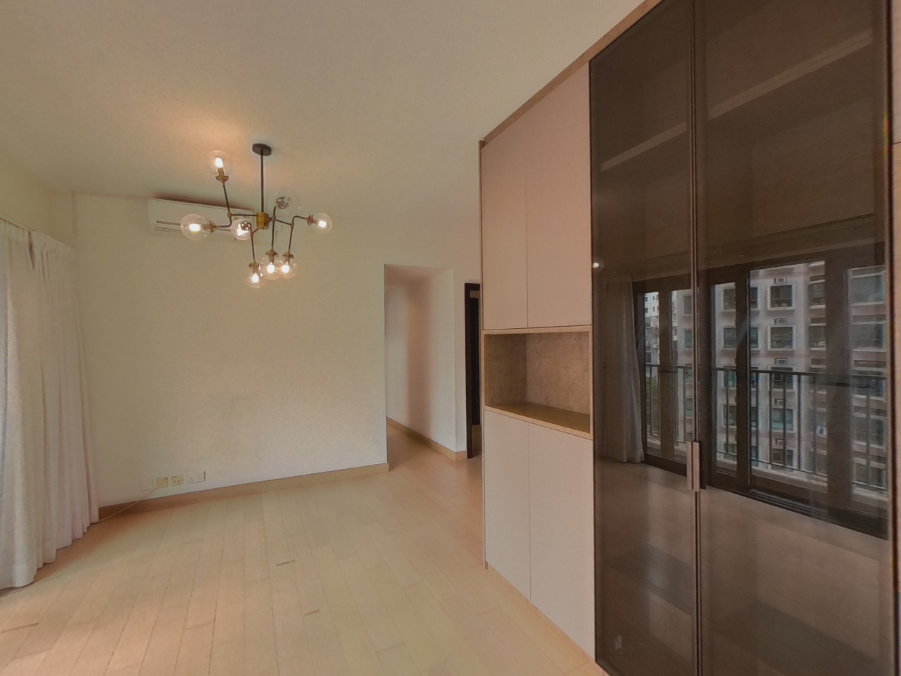 THE BABINGTON 中層 A室 西半山