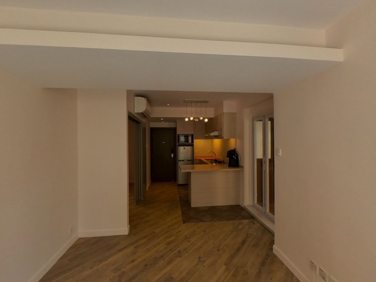 SUNRISE HOUSE Low Floor Zone Flat C Central/Sheung Wan/Western District