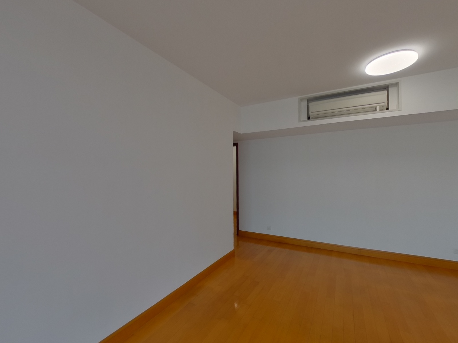 THE HARBOURSIDE TOWER 1 High Floor Zone Flat D Kowloon Station/Tsim Sha Tsui/Jordan