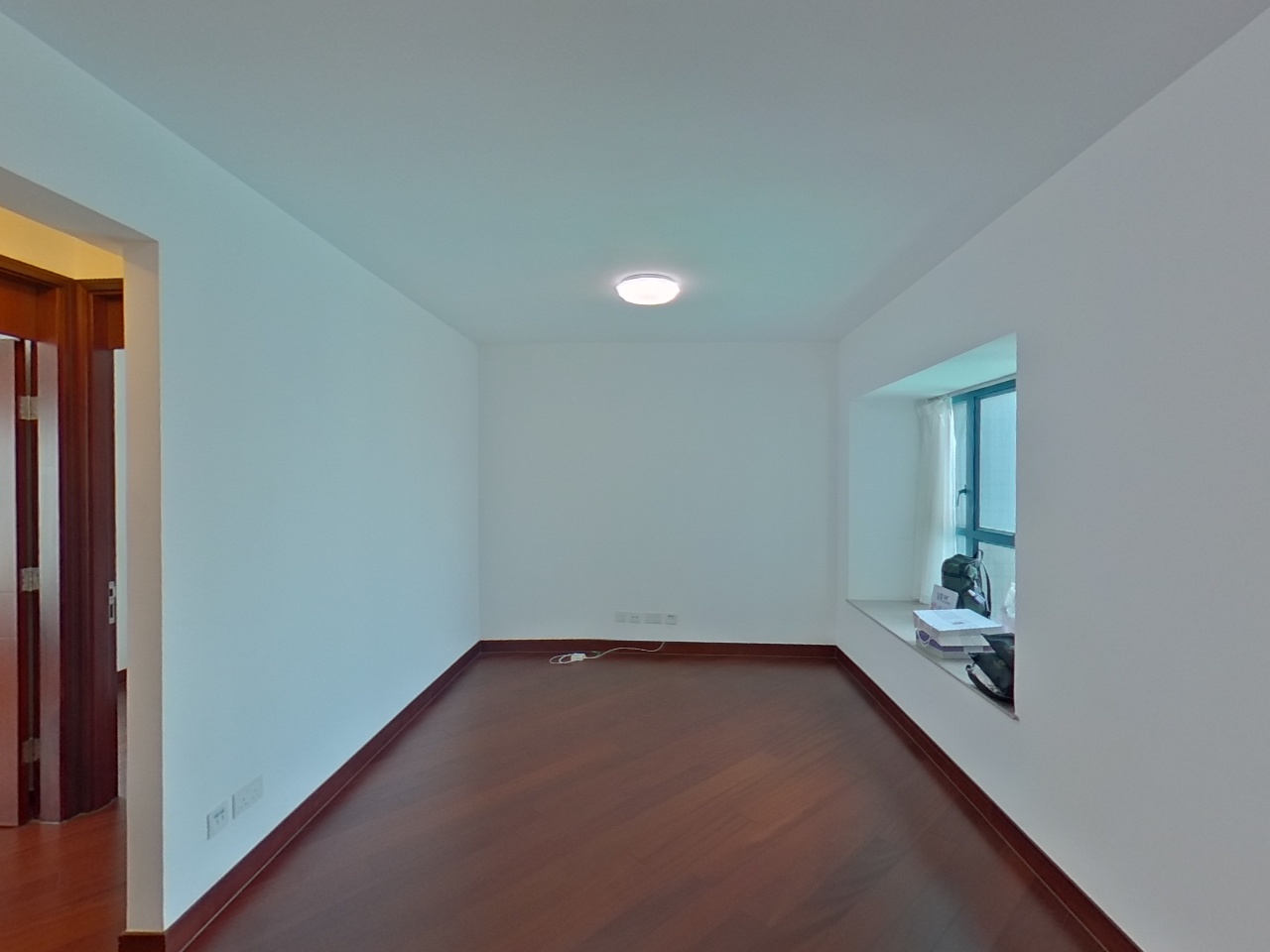 THE LONG BEACH TOWER 2 High Floor Zone Flat D Olympic Station/Nam Cheong