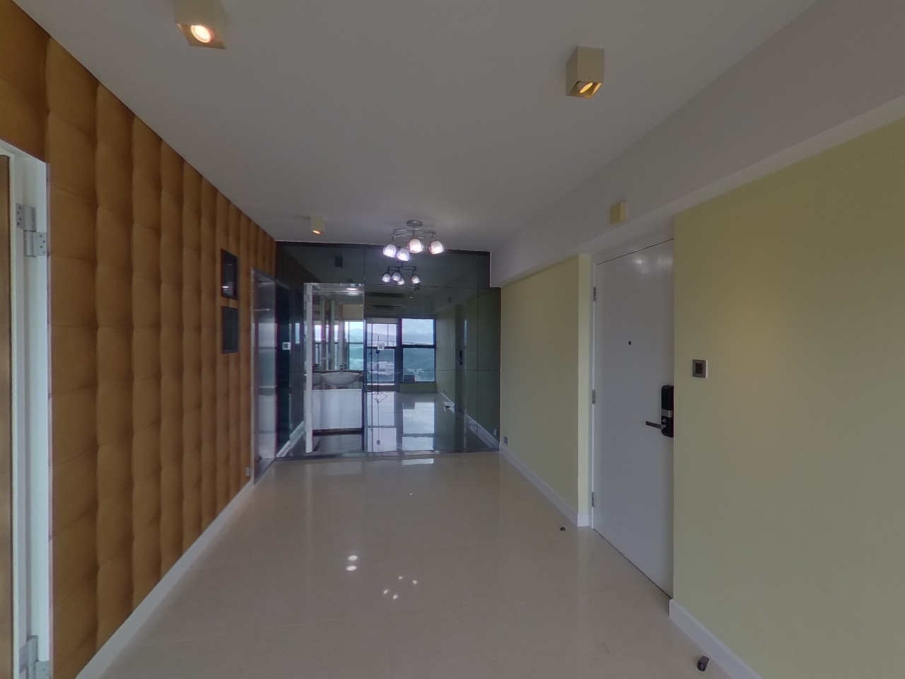 凯帆轩 1座 高层 E室 奥运站/南昌