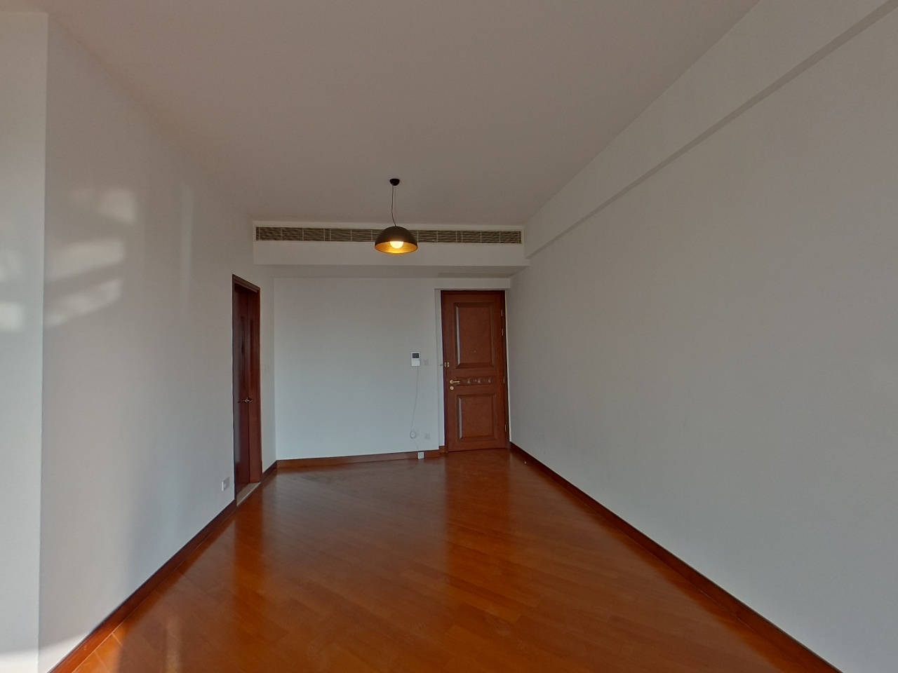 御金．国峰 2座 低层 B室 九龙站/尖沙咀/佐敦