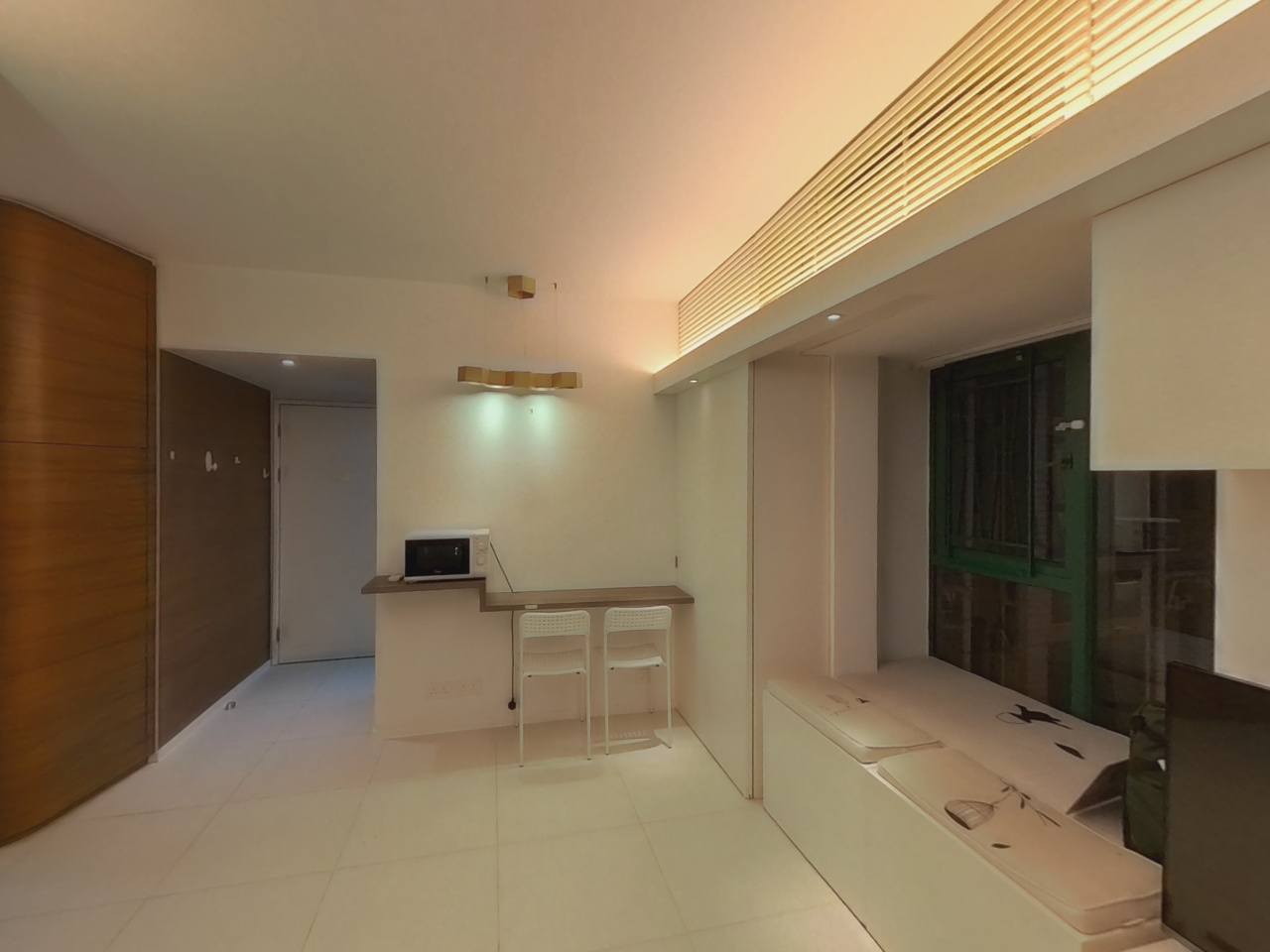 UNIVERSITY HEIGHTS TOWER 1 Low Floor Zone Flat F Central/Sheung Wan/Western District