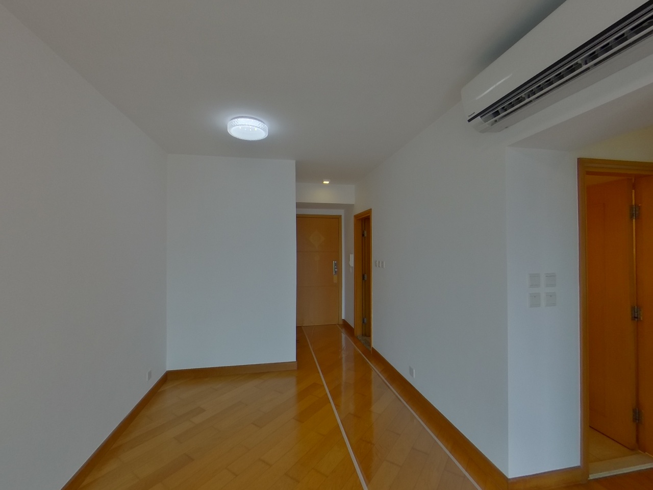 君汇港 6座 极高层 A室 奥运站/南昌