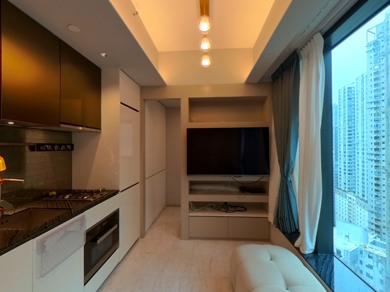 THE RICHMOND 極高層 A室 西半山