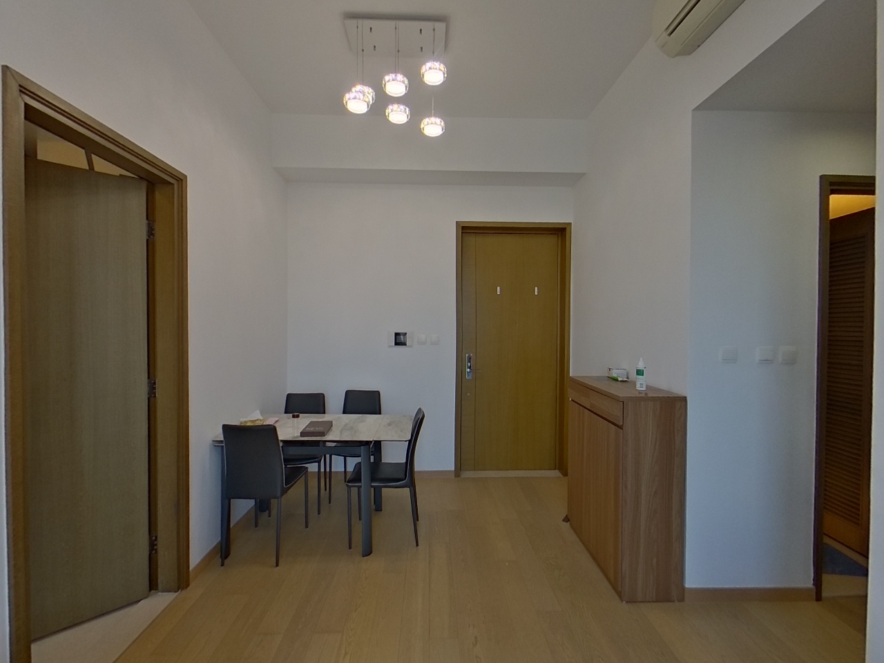 THE AUSTIN TOWER 5A Very High Floor Zone Flat C Kowloon Station/Tsim Sha Tsui/Jordan