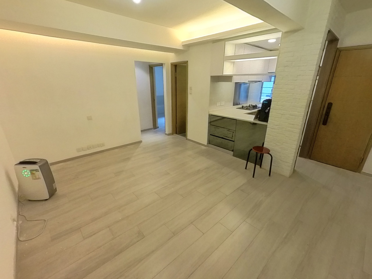 CAINEWAY MANSION Low Floor Zone Flat E Mid-Levels West