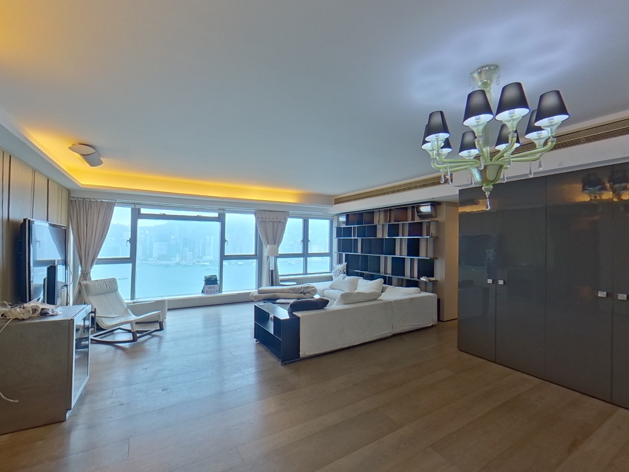 君臨天下 1座 高層 B室 九龍站/尖沙咀/佐敦