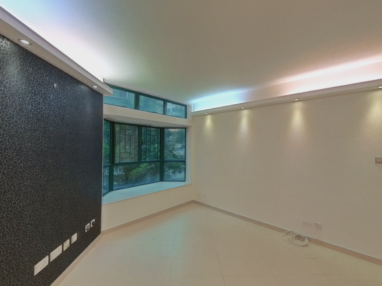 SCHOLASTIC GARDEN Low Floor Zone Flat G Mid-Levels West