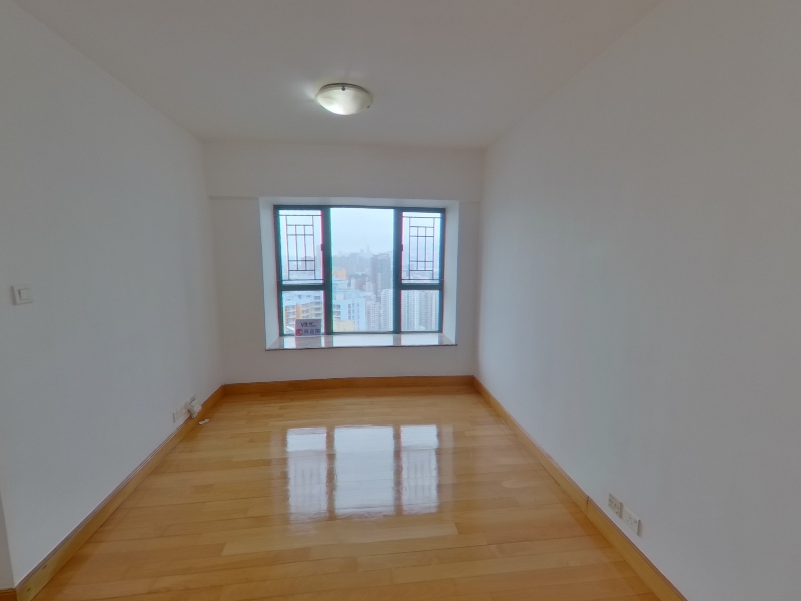 PARK AVENUE PHASE 1 - Tower 6 Very High Floor Zone Flat G Olympic Station/Nam Cheong