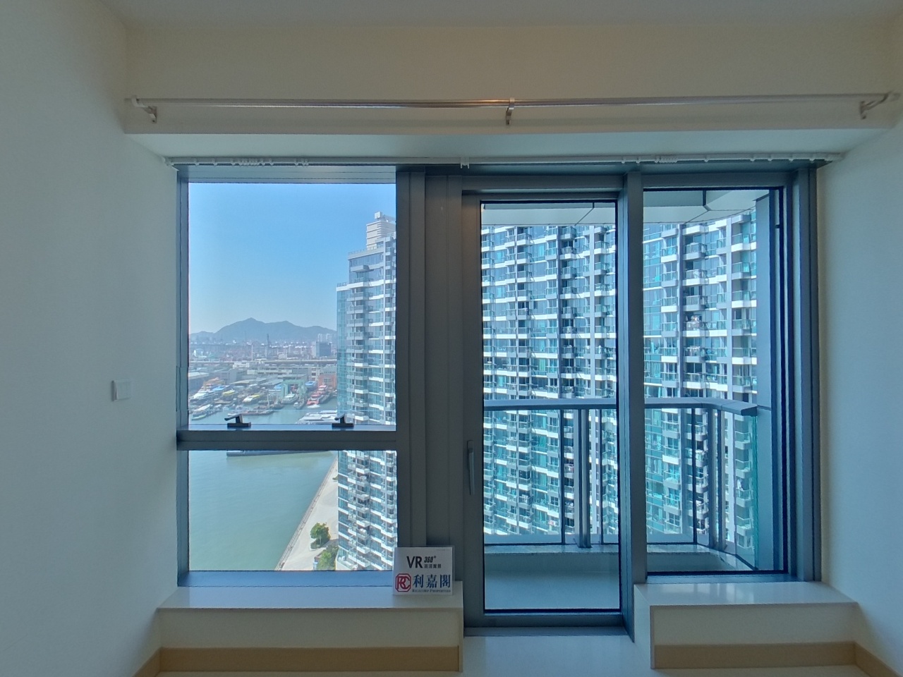 GRAND VICTORIA PHASE 3 - Tower 1 (1b) High Floor Zone Flat E Olympic Station/Nam Cheong