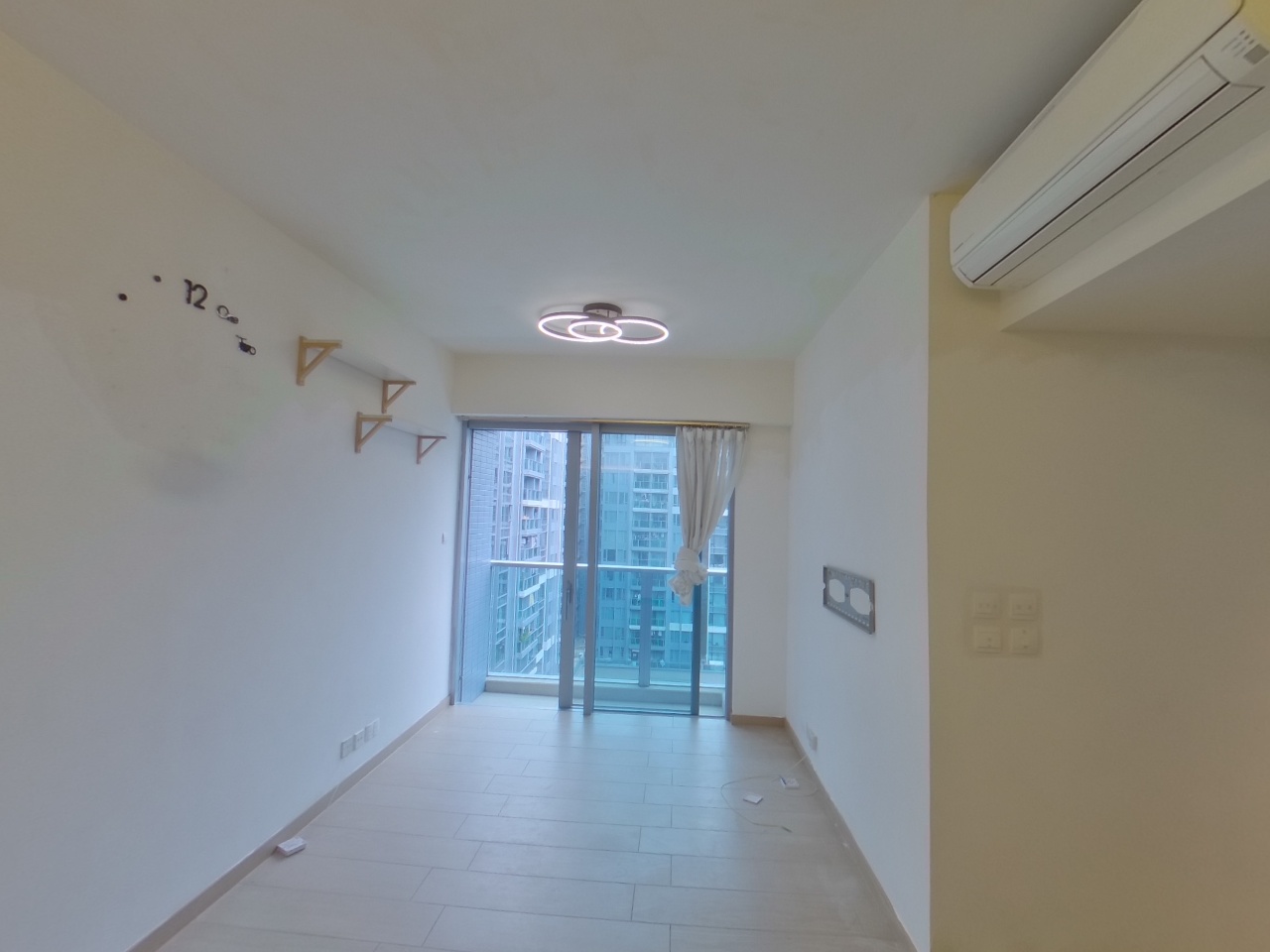 峻峦 2A期 PARK YOHO GENOVA 18A座 高层 C室 元朗