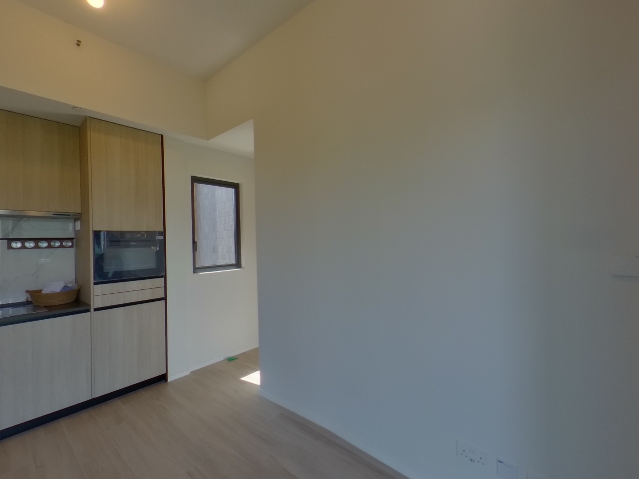 THE MET. AZURE Low Floor Zone Flat A17 Tsing Yi