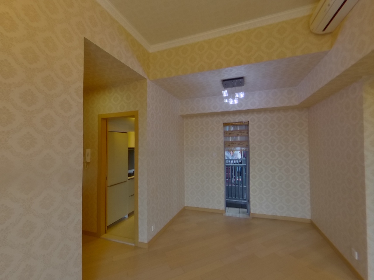 RESIDENCE 誉88 1座 极高层 E室 元朗