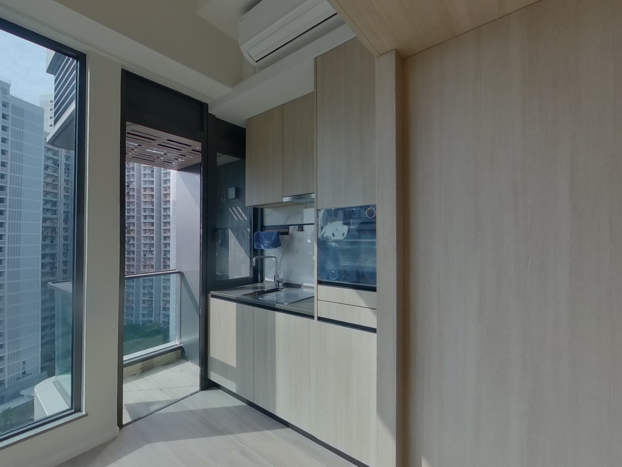 薈藍 高層 B01室 青衣