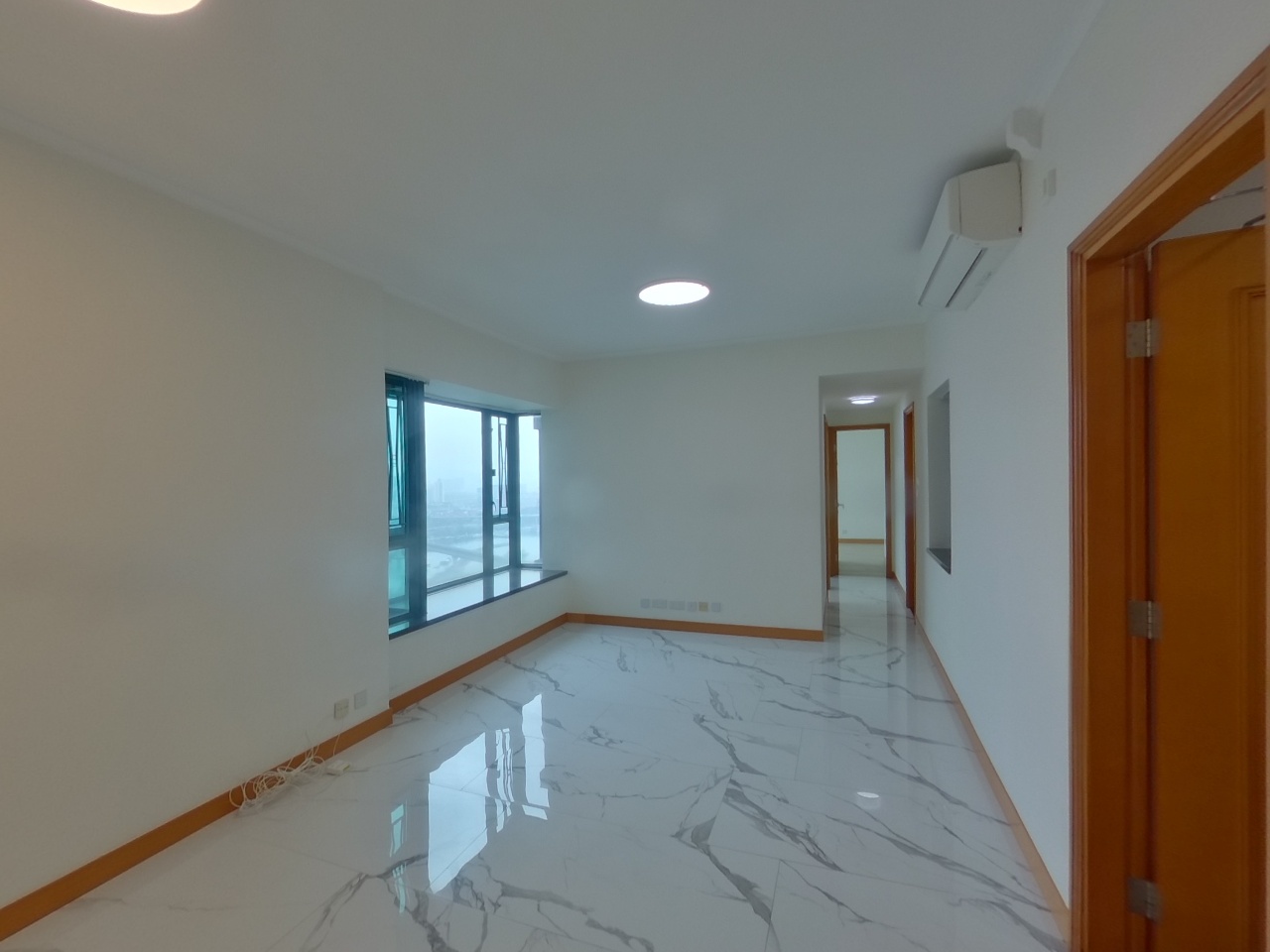 VILLA ESPLANADA PHASE 3 - Block 9 Very High Floor Zone Flat D Tsing Yi