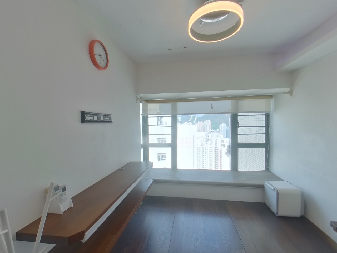 HORIZON PLACE BLOCK 2 Very High Floor Zone Flat E Kwai Chung/Park Island