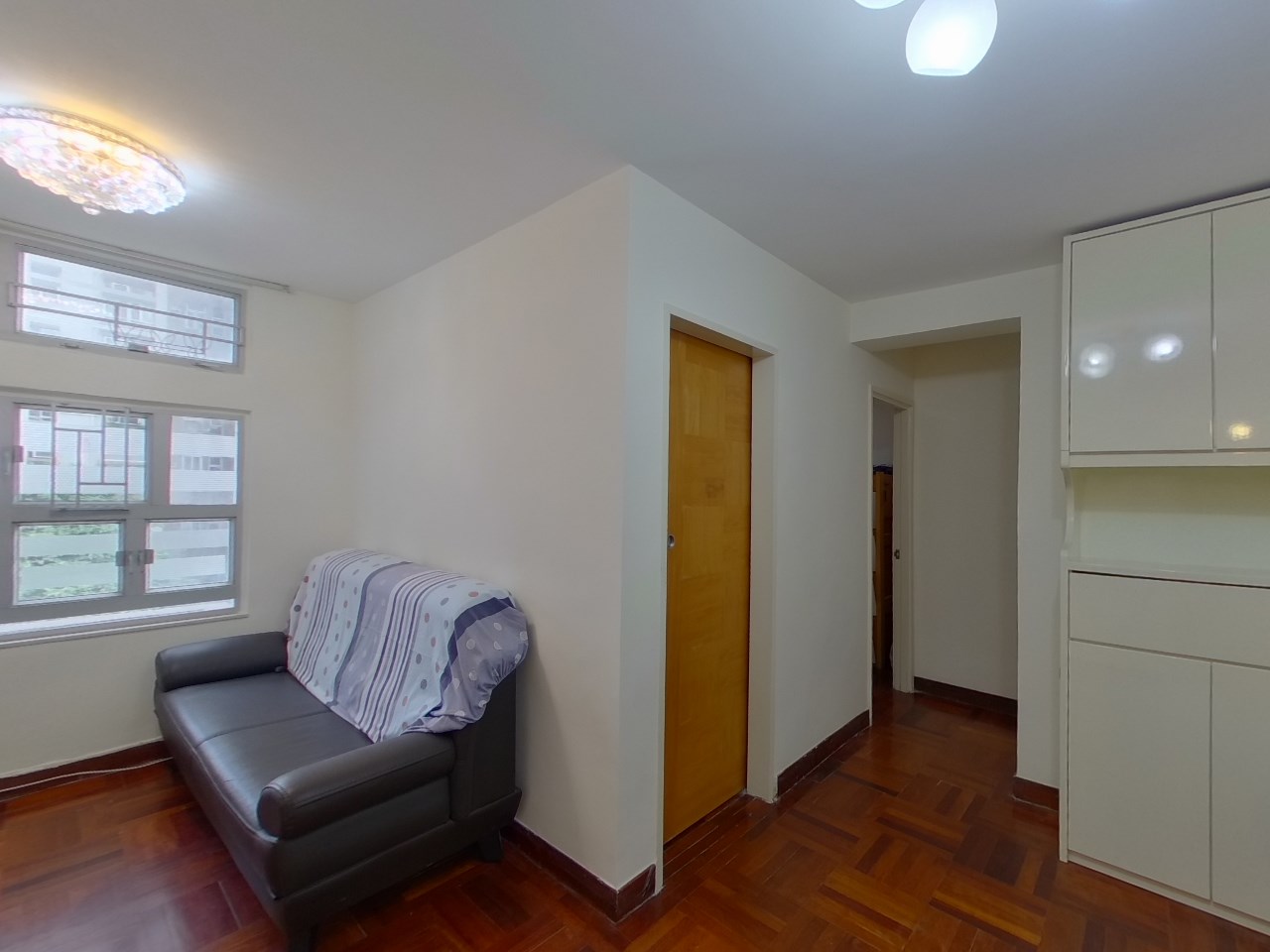 青华苑 华碧阁 (C座) 低层 06室 青衣