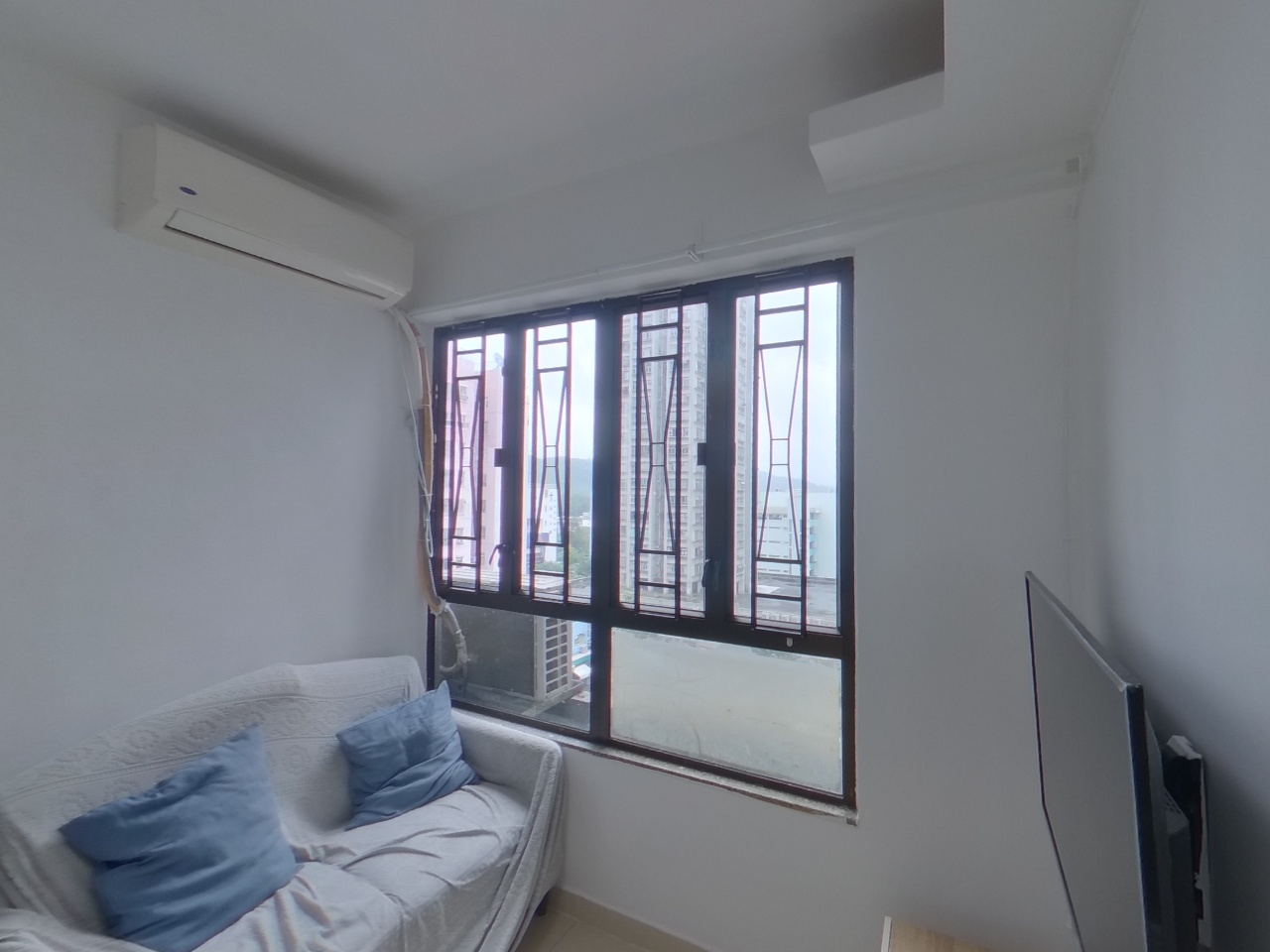 万丰大厦 中层 D室 元朗