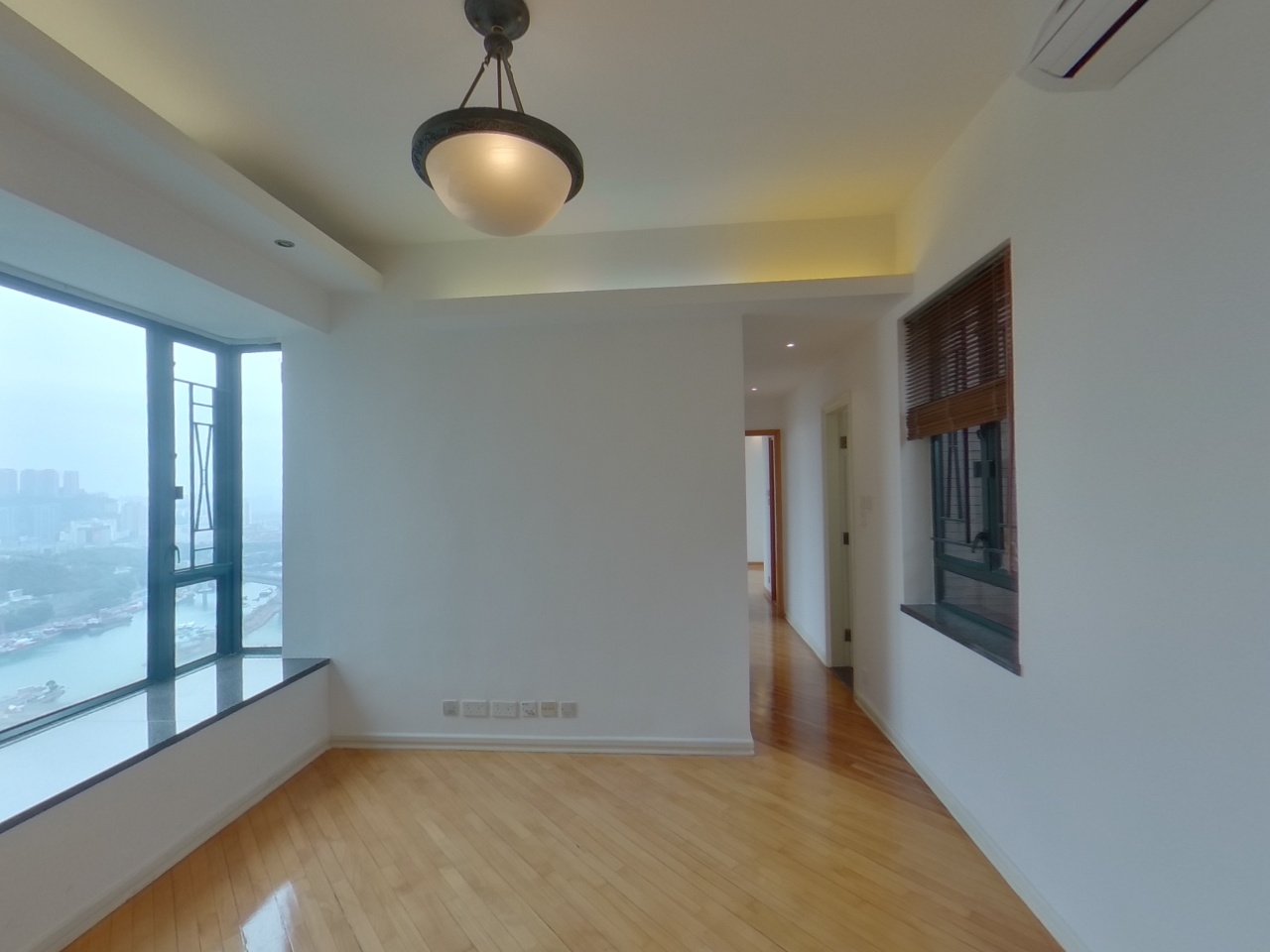 VILLA ESPLANADA PHASE 3 - Block 8 Very High Floor Zone Flat D Tsing Yi