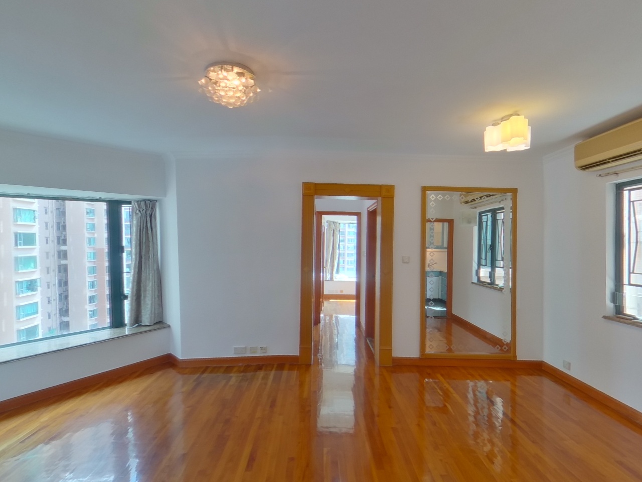 VILLA ESPLANADA PHASE 1 - Block 2 High Floor Zone Flat B Tsing Yi