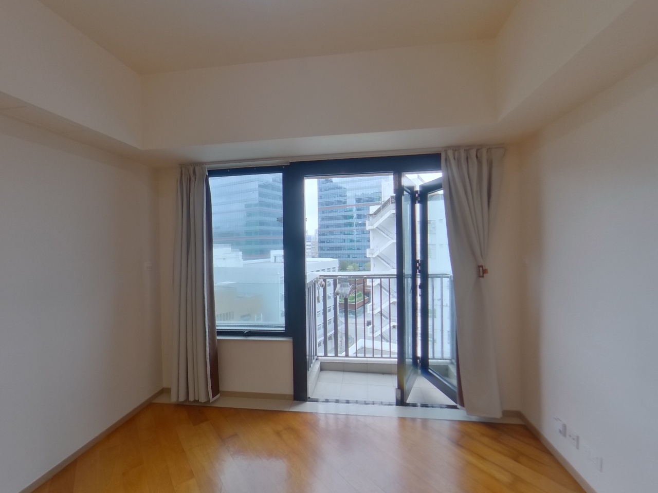 映御 1座 中层 L室 元朗