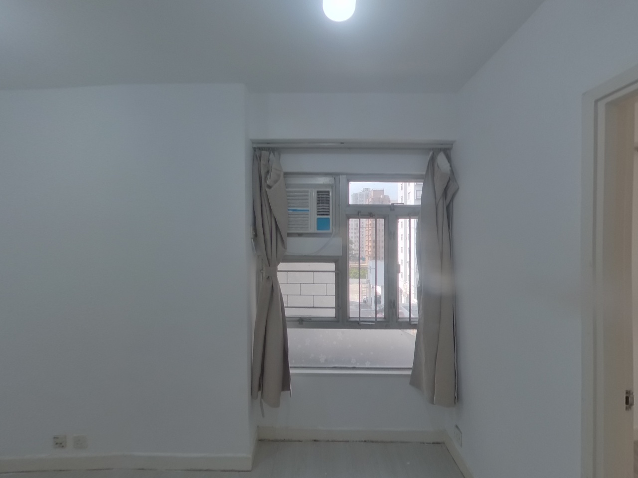 MANHATTAN PLAZA BLOCK A Low Floor Zone Flat 8 Yuen Long