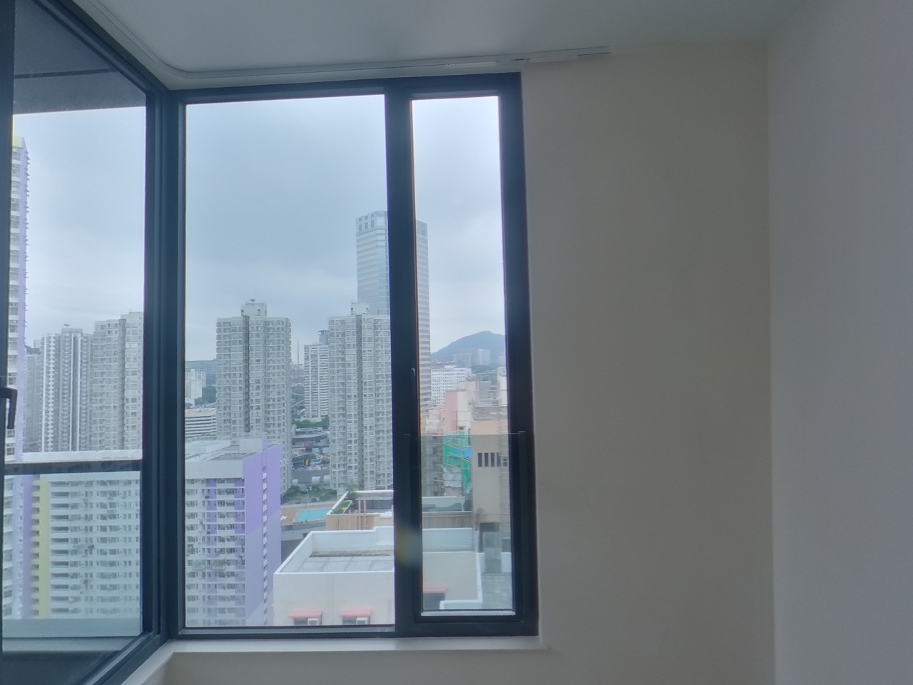 EDITION 178 Very High Floor Zone Flat D Kwai Chung/Park Island