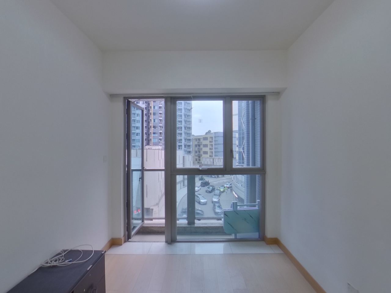 THE SPECTRA TOWER 1 Low Floor Zone Flat H Yuen Long