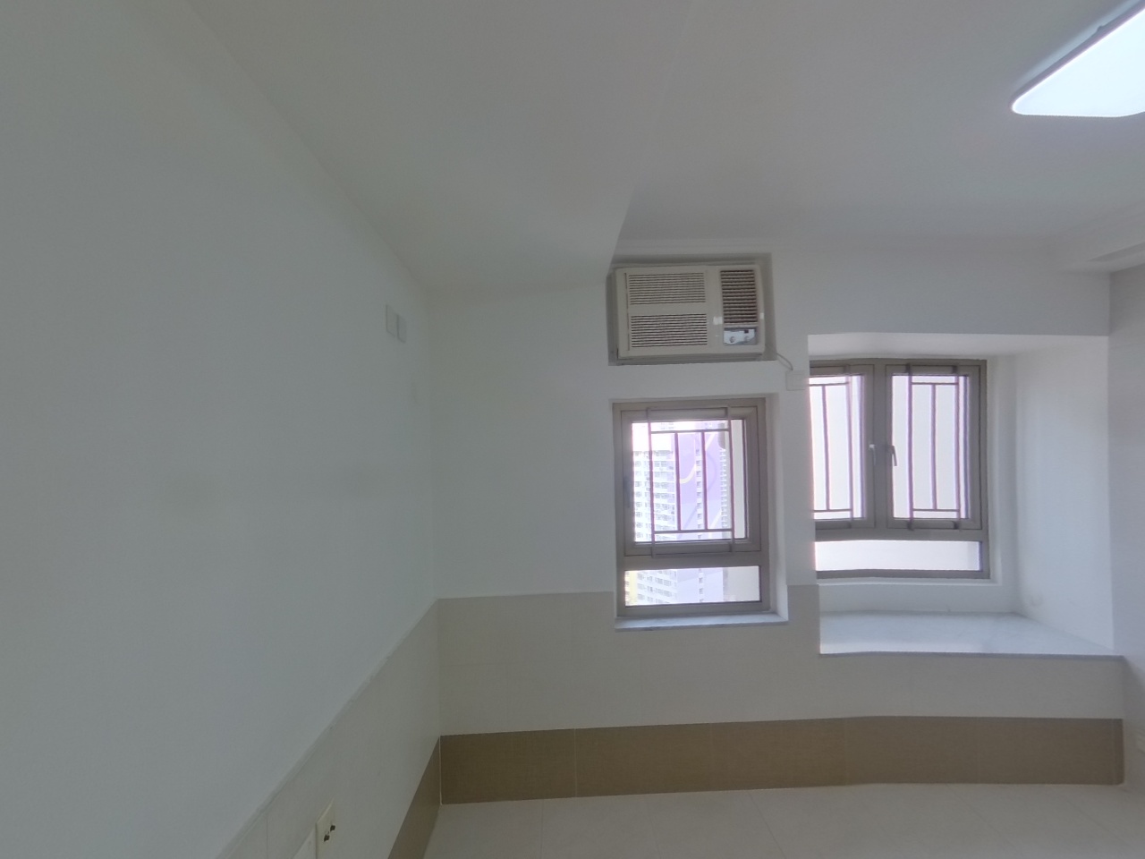 NEW KWAI FONG GARDENS BLOCK D High Floor Zone Flat 06 Kwai Chung/Park Island