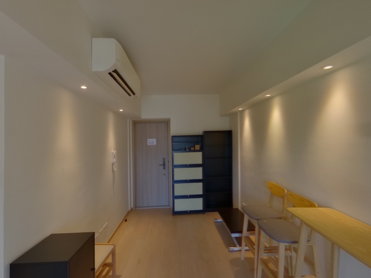 WEALTHY GARDEN High Floor Zone Flat E Kwai Chung/Park Island