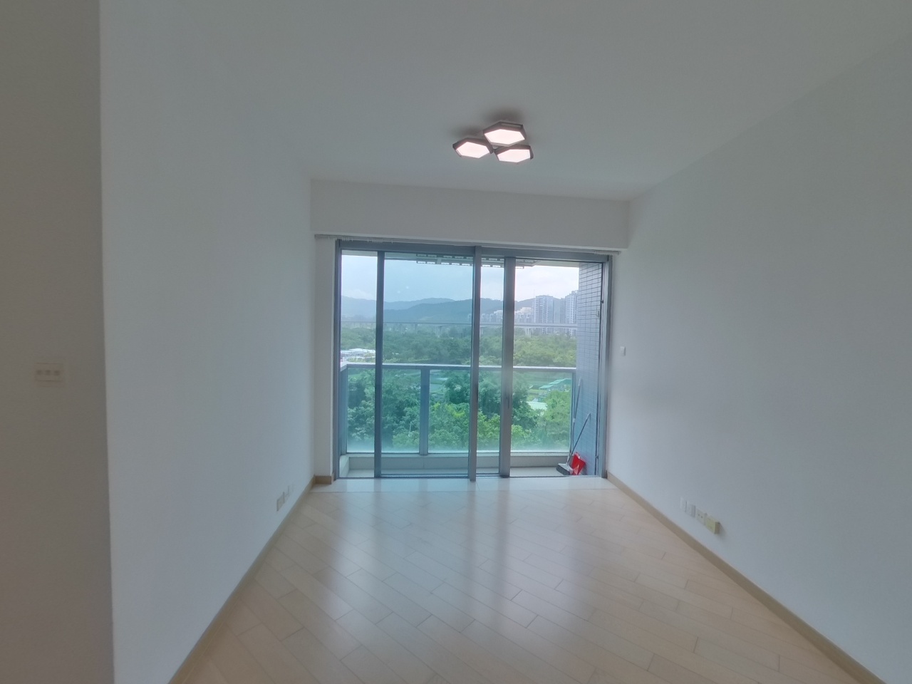 峻巒 1B期 PARK YOHO VENEZIA 5A座 低層 B室 元朗