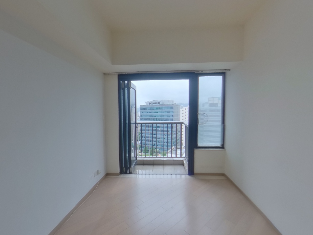 TWIN REGENCY TOWER 1 Very High Floor Zone Flat M Yuen Long